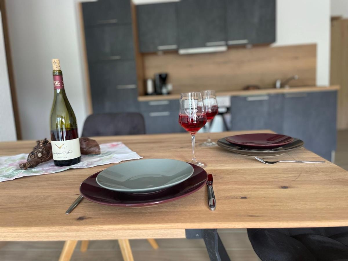 보츠부르크 Weingut & Strausswirtschaft Vogel 아파트 외부 사진